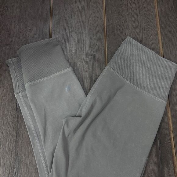 Lululemon Wunder Under Crop 23" *Ribbed - Picture 2 of 4